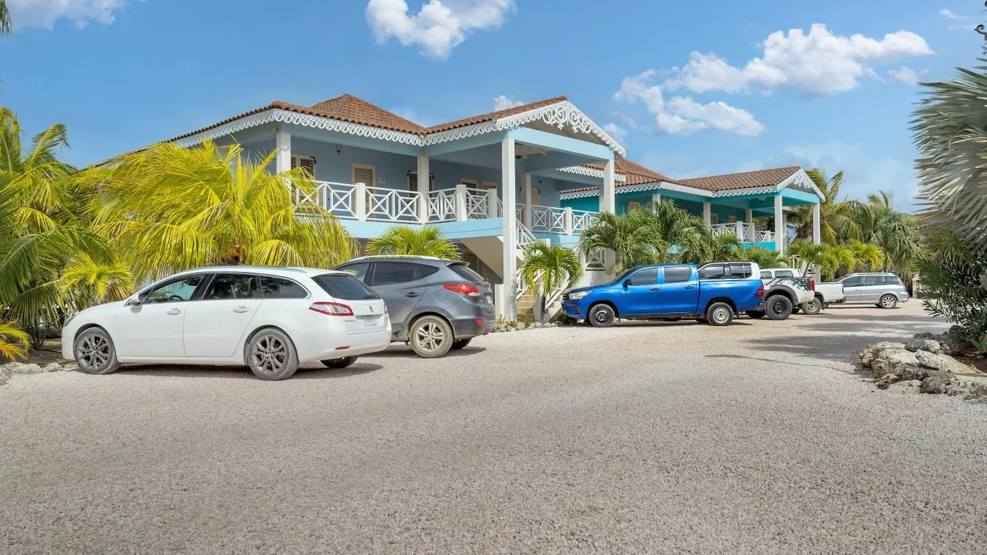 Contacten van Marina View Apartments